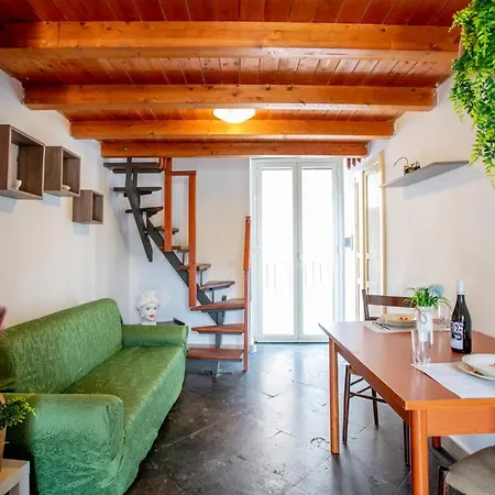 Barocco-con Parcheggio Gratuito, Netflix-youtube Apartment *